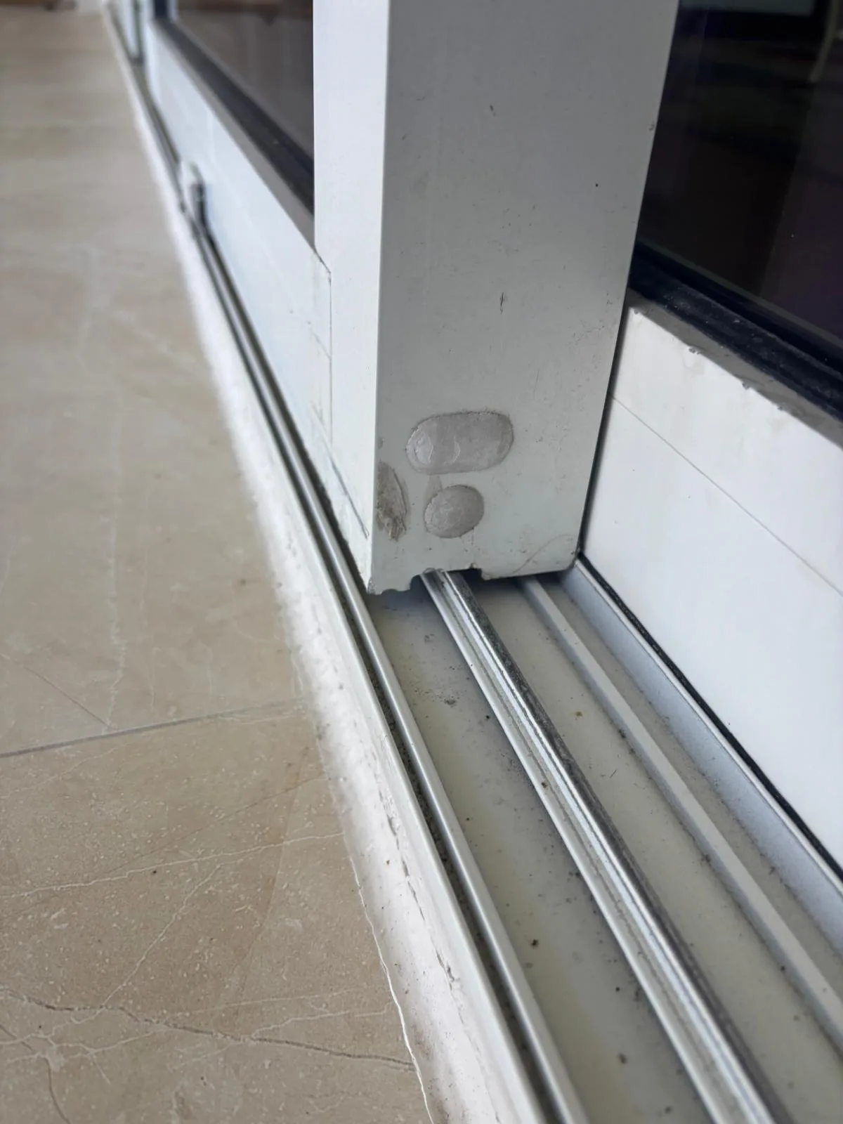Sliding door preventive maintenance